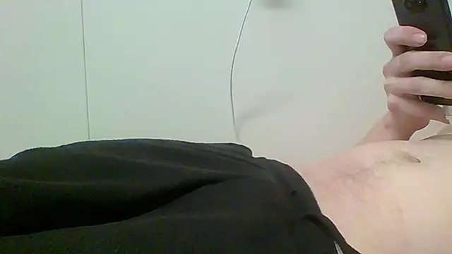 j3sp3r930 online show from 02/27/25, 04:21