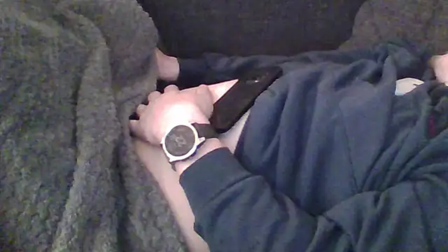 j3sp3r930 online show from 02/28/25, 09:23