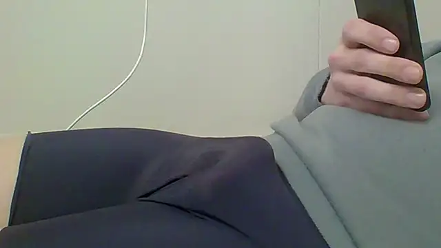 j3sp3r930 online show from 03/13/25, 05:39