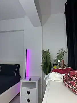 Celine Roxelle online show from 02/15/26, 07:10