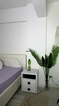 Snapshot of Celine_Roxelle chatting on 07/04/26, 01:28 Celine Roxelle online show from 07/04/26, 01:28