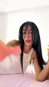 Snapshot of Celine_Roxelle chatting on 07/26/26, 11:28 Celine Roxelle online show from 07/26/26, 11:28