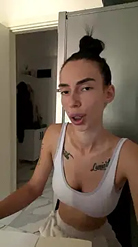 Snapshot of Celine_Roxelle chatting on 07/28/26, 03:43 Celine Roxelle online show from 07/28/26, 03:43