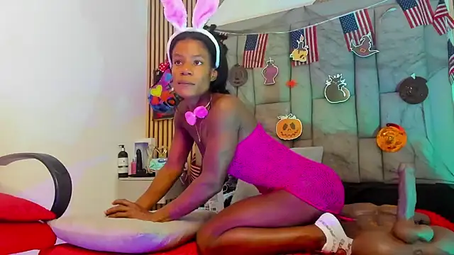 dafnnelewis online show from 10/15/25, 01:44