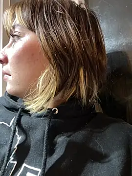 Maggie Geller online show from 03/08/25, 02:34