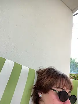 Maggie Geller online show from 07/24/26, 07:56