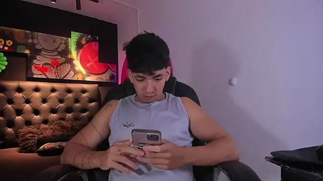 ISAAC CRYSTON online show from 09/16/25, 07:37