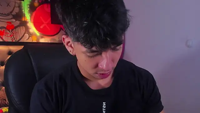 ISAAC CRYSTON online show from 09/17/25, 08:10