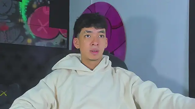 ISAAC CRYSTON online show from 09/23/25, 08:01