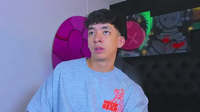 ISAAC CRYSTON online show from 10/06/25, 07:33