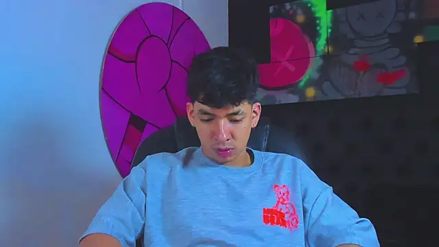 ISAAC CRYSTON online show from 10/07/25, 07:33