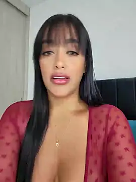 MarianaGiiiL online show from 02/11/25, 12:05