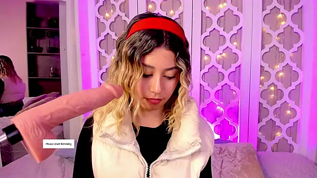 cloe palmer online show from 02/05/25, 09:07