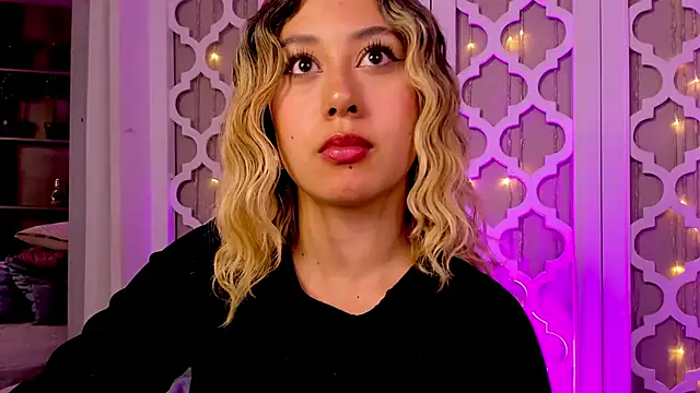 cloe palmer online show from 02/06/25, 12:11