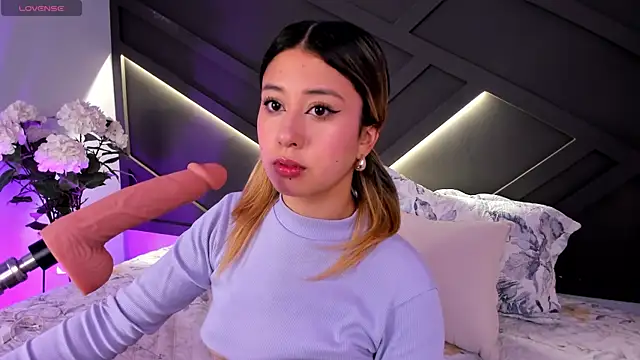 cloe palmer online show from 03/22/25, 05:09