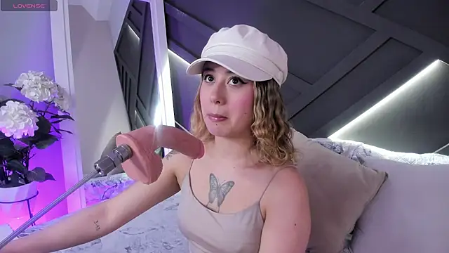 cloe palmer online show from 10/15/25, 09:04