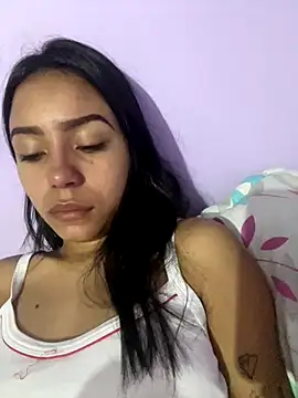Snapshot of julieta_fn chatting on 09/27/25, 10:31 julieta fn online show from 09/27/25, 10:31
