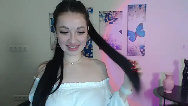 Snapshot of Eva_Eldis chatting on 02/14/25, 04:41 Eva Eldis online show from 02/14/25, 04:41