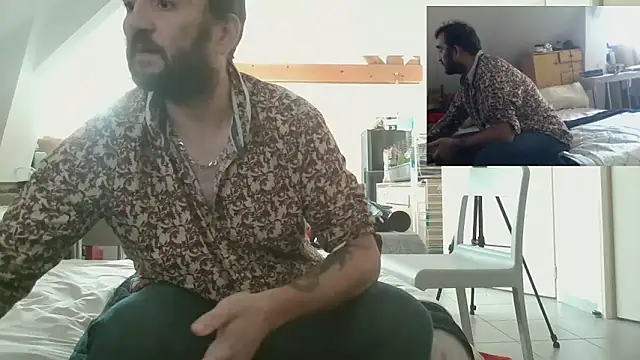 Snapshot of Mastersanges chatting on 09/11/25, 01:11 Mastersanges online show from 09/11/25, 01:11