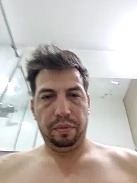 reyarturs13 online show from 03/05/25, 04:02