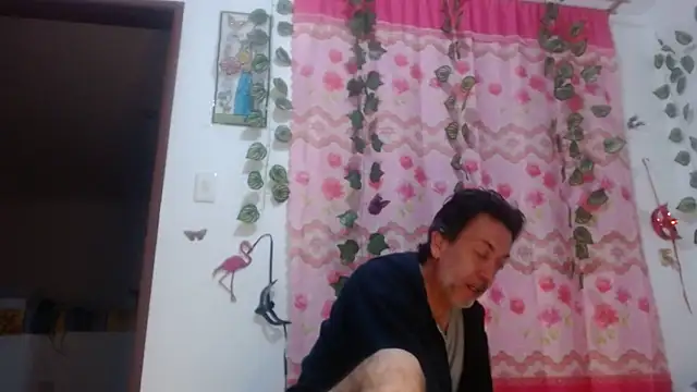 jeans and emma online show from 03/09/25, 01:25