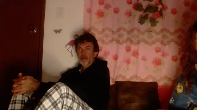 jeans and emma online show from 03/14/25, 04:43