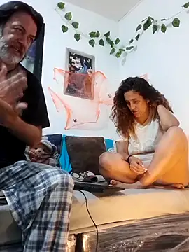 jeans and emma online show from 10/16/25, 01:17