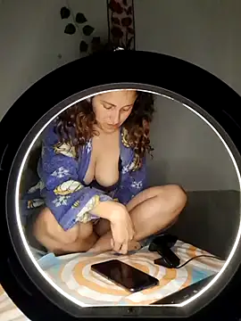 jeans and emma online show from 11/22/25, 02:21