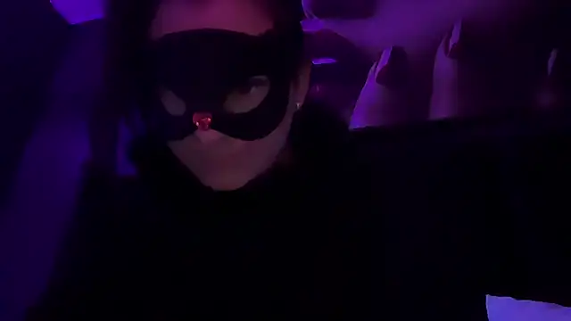 Loveblackzilla online show from 02/28/25, 08:07