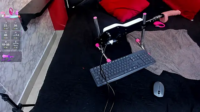 IVISBOUNCYASS online show from 11/22/25, 12:48