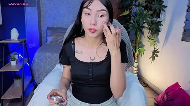 Snapshot of Miaa_Lee7 chatting on 05/19/26, 09:10 Miaa Lee7 online show from 05/19/26, 09:10