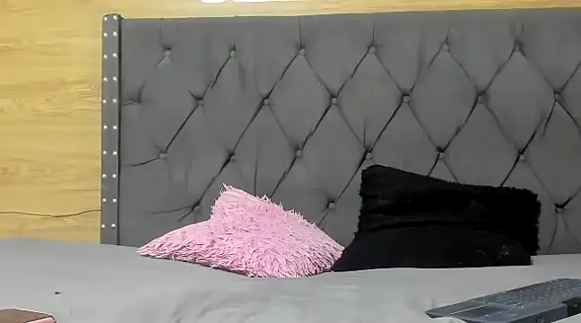 guyeifmaxiro online show from 02/10/25, 07:38