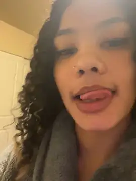 Snapshot of tastylolaaa chatting on 02/08/25, 01:11 tastylolaaa online show from 02/08/25, 01:11