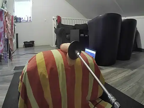 YourLoveBoyKevin online show from 02/27/26, 03:45