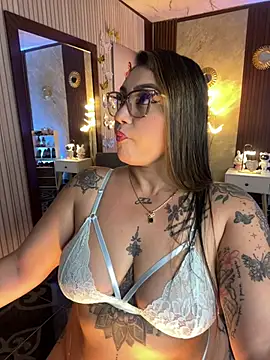 Madissonlove 1 online show from 07/20/26, 10:12