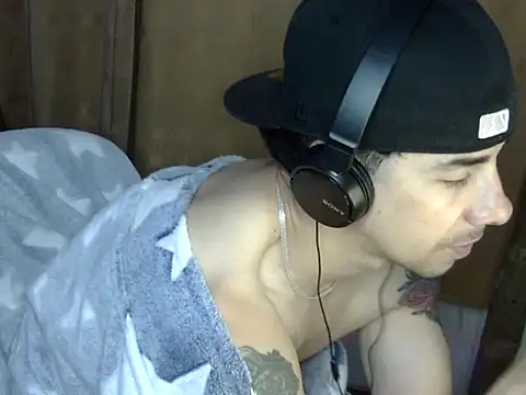 venusfranco 94 online show from 09/19/25, 06:15