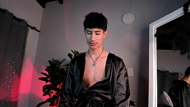 NovaaWheler online show from 10/19/25, 07:36