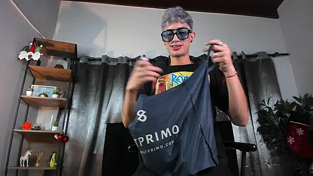 NovaaWheler online show from 12/14/25, 08:24