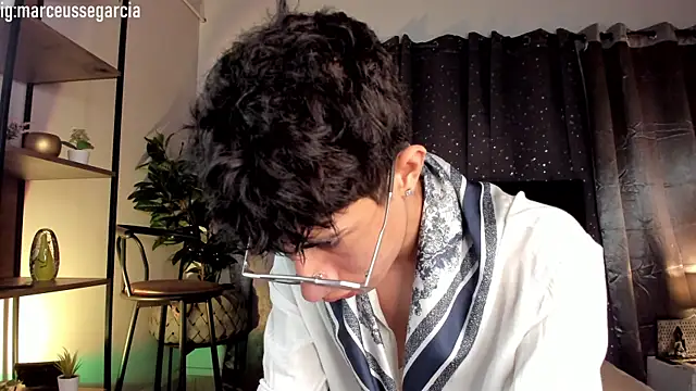 NovaaWheler online show from 03/26/26, 11:49