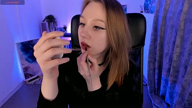 DariaTate online show from 03/13/25, 06:23