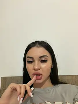 LilaRoses online show from 05/21/26, 08:27