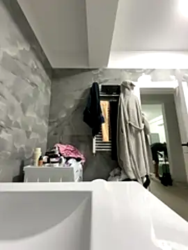 BonyBon29 online show from 11/28/25, 07:11