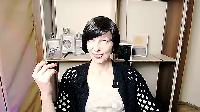  AngeliaFlow  online show from 02/11/26, 10:20