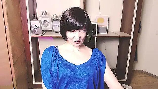  AngeliaFlow  online show from 04/21/26, 08:31