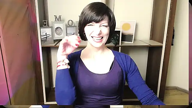  AngeliaFlow  online show from 06/01/26, 08:05
