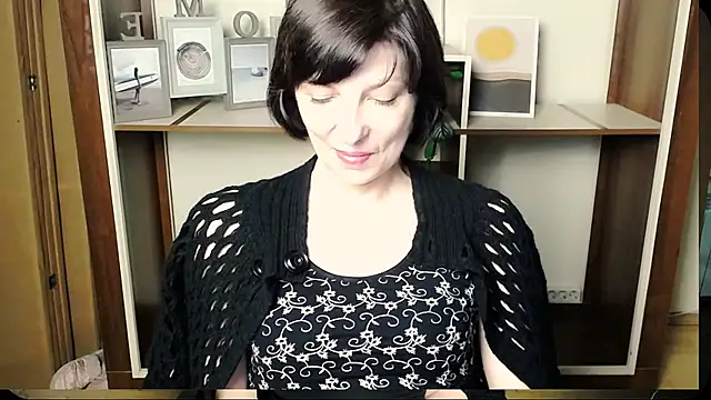  AngeliaFlow  online show from 07/12/26, 06:37