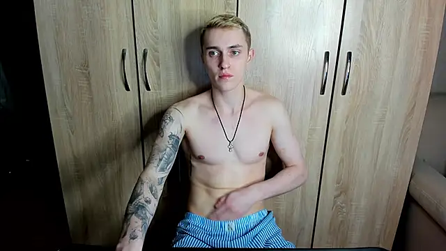 crazybottom99 online show from 03/09/25, 07:15