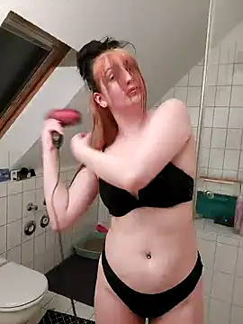 Gamergirl-Linela online show from 02/14/25, 05:46