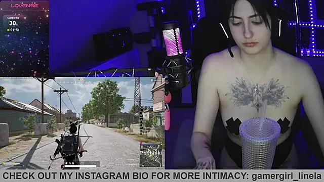 Snapshot of Gamergirl-Linela chatting on 04/28/26, 02:27 Gamergirl-Linela online show from 04/28/26, 02:27