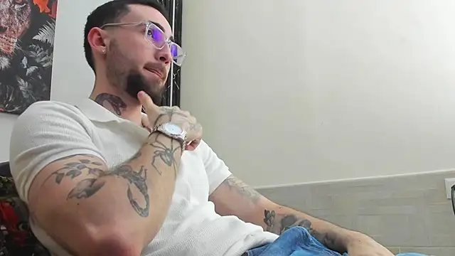 Luke davis01 online show from 02/12/25, 01:27